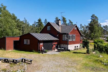 Skogsdalsvägen 16, Ljusterö