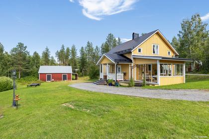 Valvträsk 106, Boden