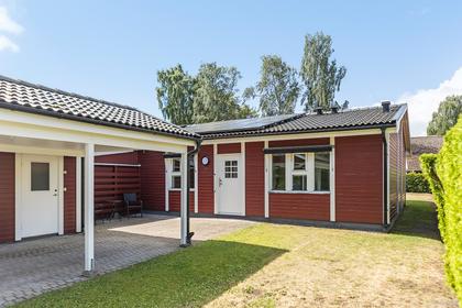 Lärkvägen 15, Norje