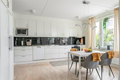 Majorsvägen 16, Barkarbystaden
