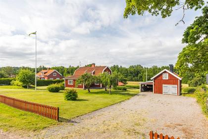 Hult 7, Skaraborg