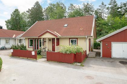 Herberts väg 17, Vagnhärad