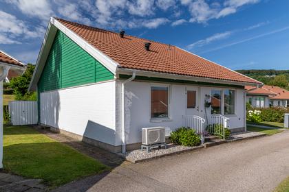Mangårdsvägen 34C, Nyled