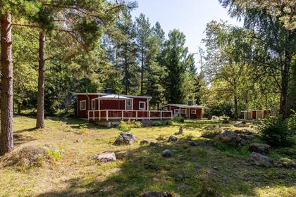 Knösenvägen 2, Länsö