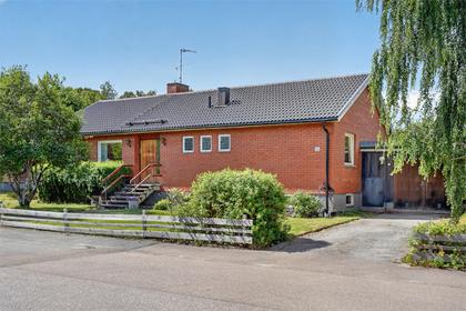 Hultvägen 16, Borsökna