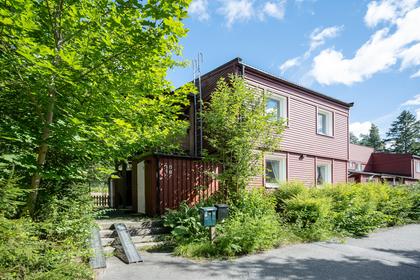 Skolrådsvägen 18, Mårtensberg