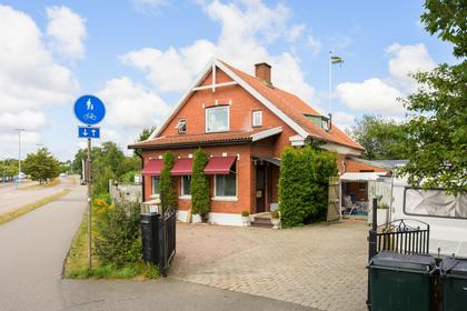 Drottninghögsvägen 15, Dalhem