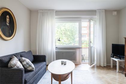 Helgeandsgatan 18B, Centrum