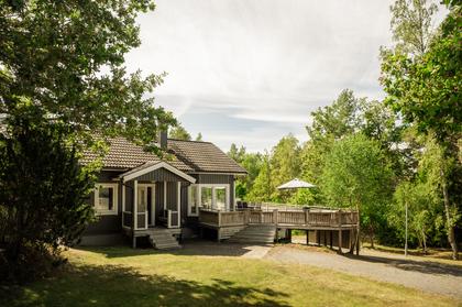 Oxövägen 1, Ängsvik