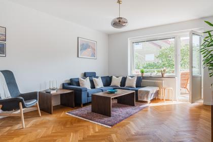 Edward Lindahlsgatan 20B, Fågelbacken