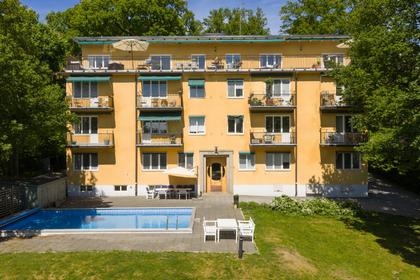 Åminnevägen 15, Ekhagen