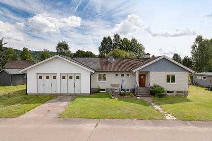 Skolvägen 5, Gräsmark