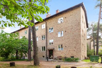 Byggmästarvägen 15, Bromma