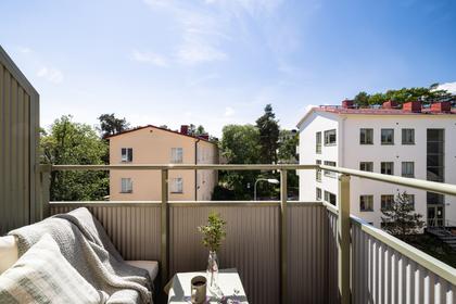 Per Lindeströms väg 105, Hammarbyhöjden