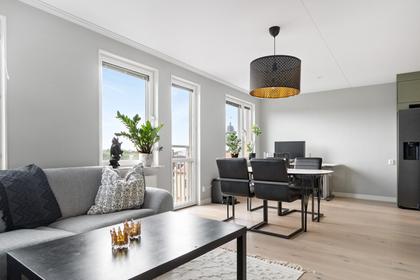 Götalandsvägen 253, Älvsjö Centrum
