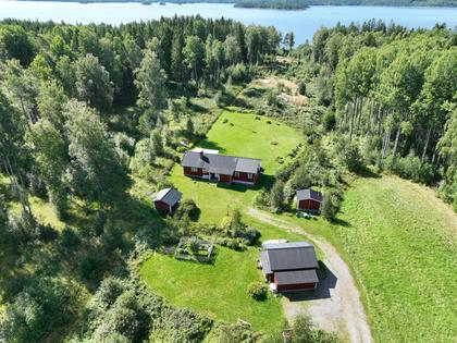 Västra Viker Vikebo 1, Holmedal
