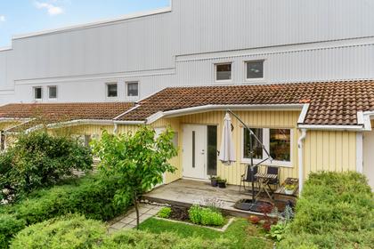 Kungsbackavägen 12, Granloholm