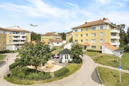 Albertinas väg 48, Alunda