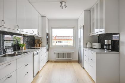 Drottning Kristinas väg 13B, Oxhagen