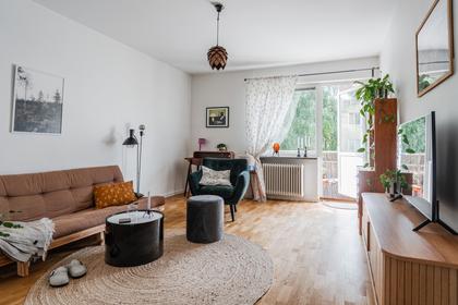 Karlsrogatan 84A, Sommarro