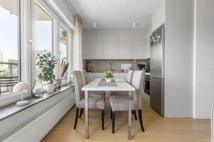 Perrongvägen 25, Roslags Näsby