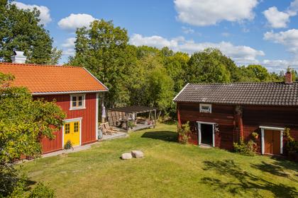 Kulla 125, Pelarne