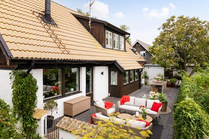 Nyhemsgatan 15, Skillinge