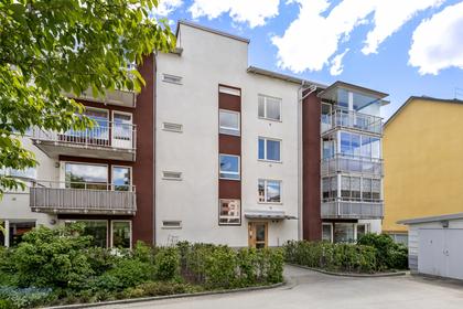 Lilla vägen 3, Centrum