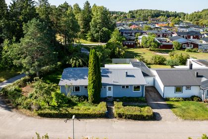 Salviavägen 9, Storvreta
