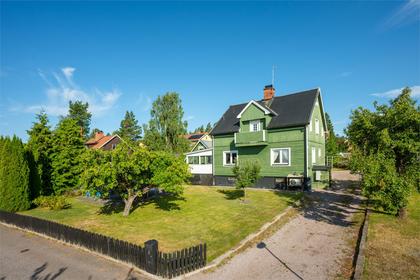 Kyrkvärdsgatan 8, Storvik