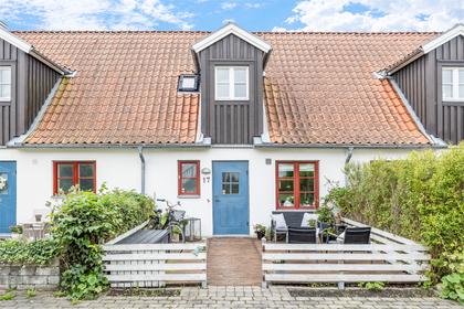 Granviksgården 17, Höllviken