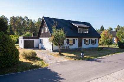 Lärkvägen 10, Nävekvarn