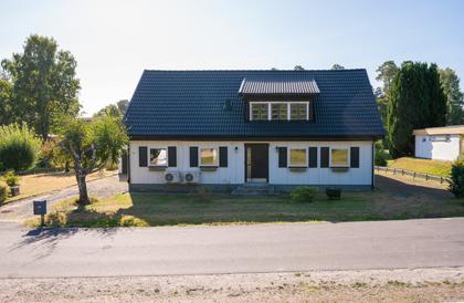 Eldstad