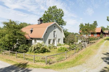 Brobyvägen 11, Skebobruk