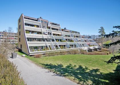 Hasselbacken 8, Apoteksskogen
