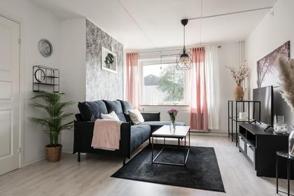 Fyllerydsvägen 48C, Sandsbro