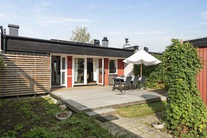 Breda vägen 78, Enebyberg