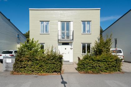 Storstensvägen 63, Lindbacken