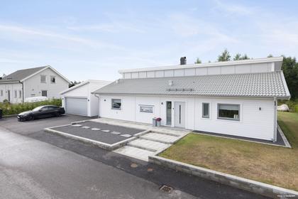 Julvägen 8, Replösa