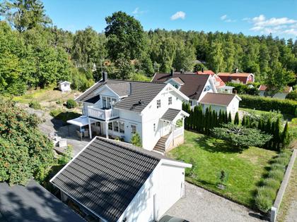 Oxelvägen 7, Tullinge