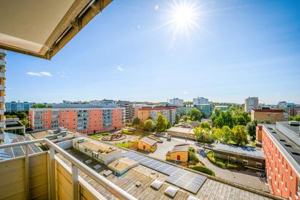 Tornérplatsen 30, Jakobsbergs Centrum