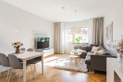Storgatan 72B, Centralt