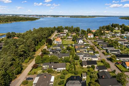Torsviksvägen 15, Lövnäs