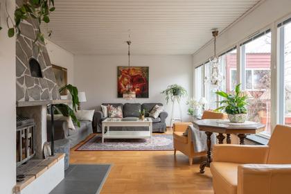 Villavägen 1, Åsbro