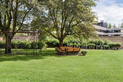 Järnvägsallén 14A, Centrum